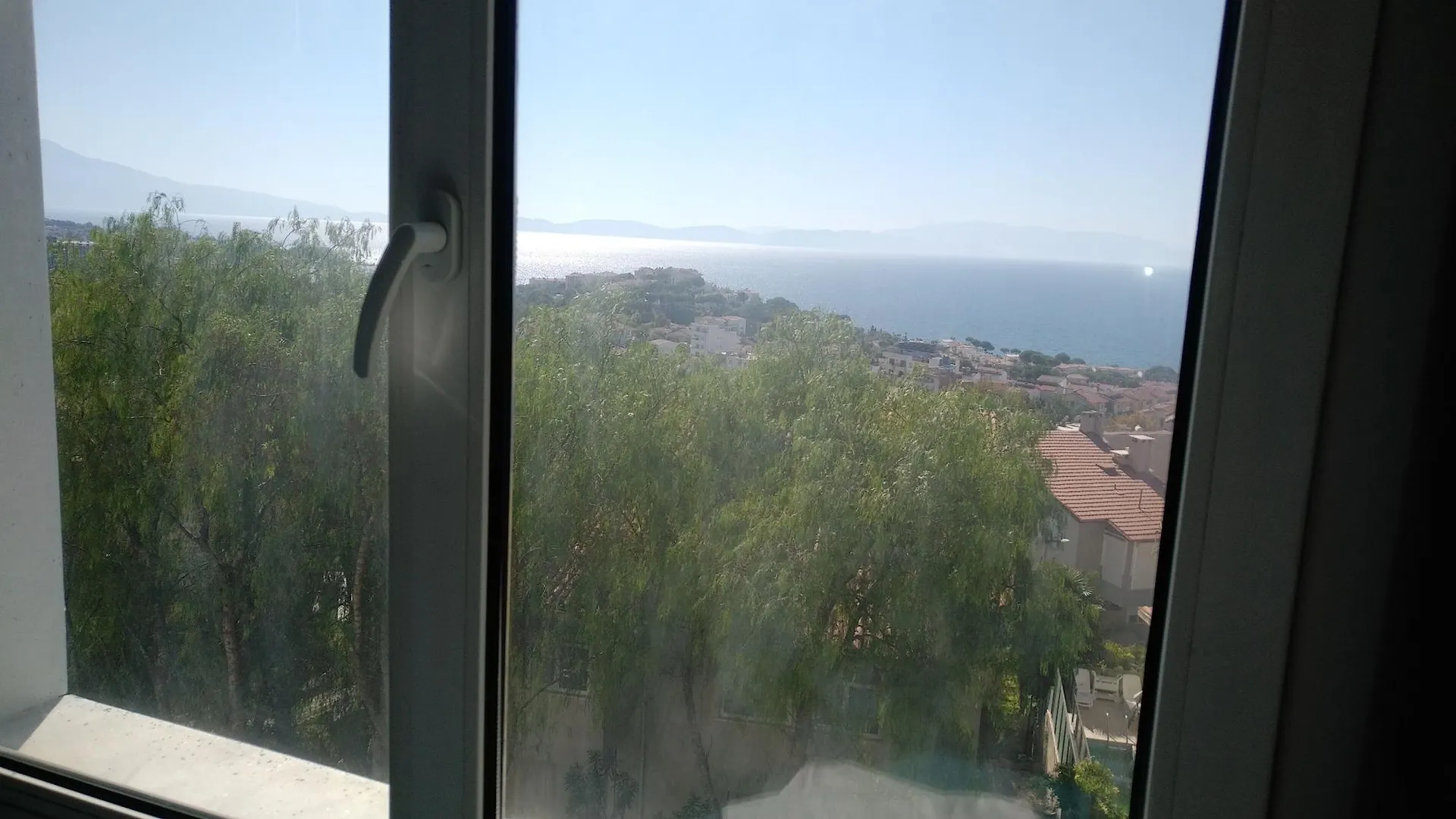 Baris Suite Hotel Kusadasi 2*,
